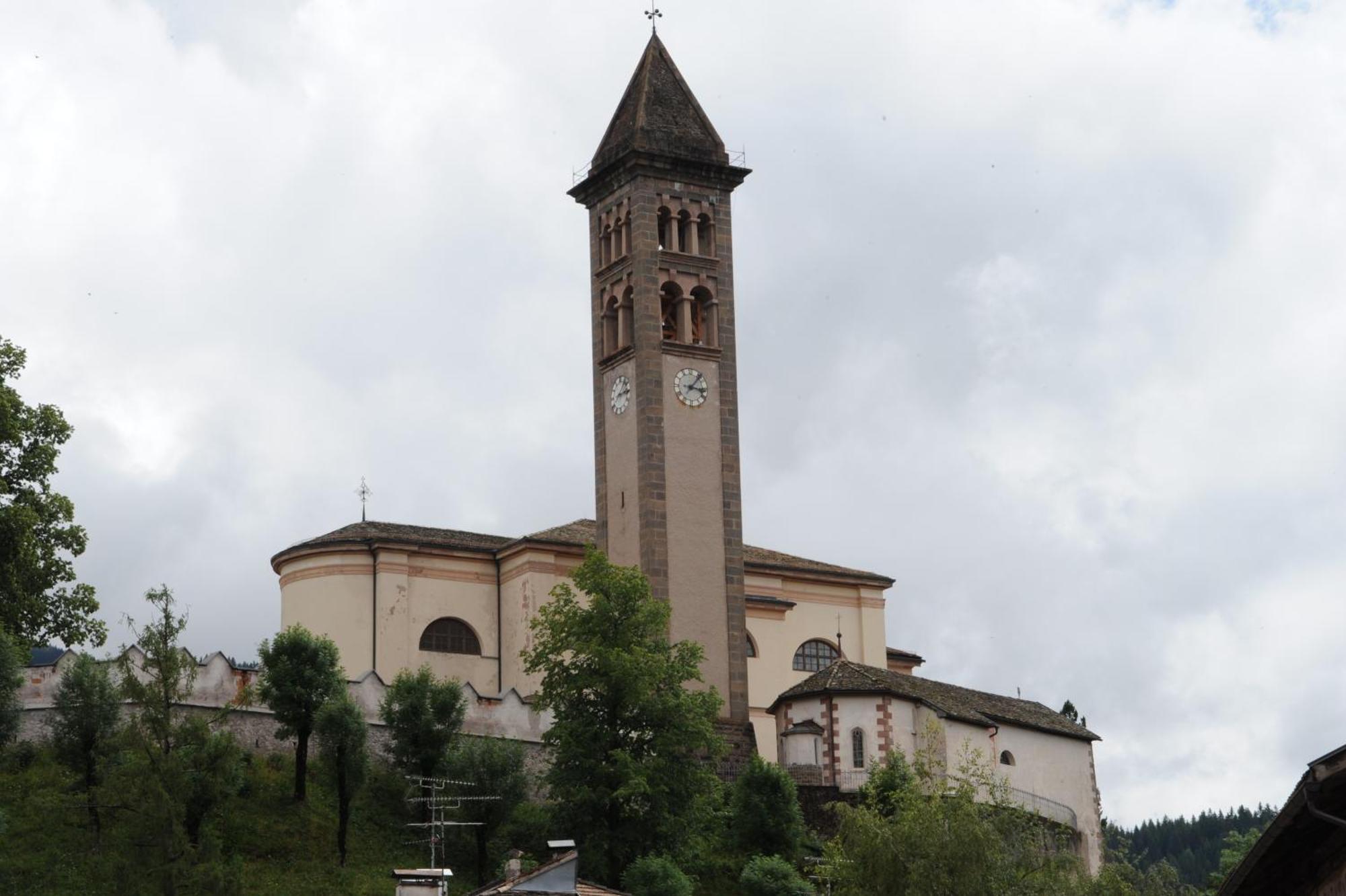 B.& B. Corradini Bed & Breakfast Castello-Molina di Fiemme Bagian luar foto